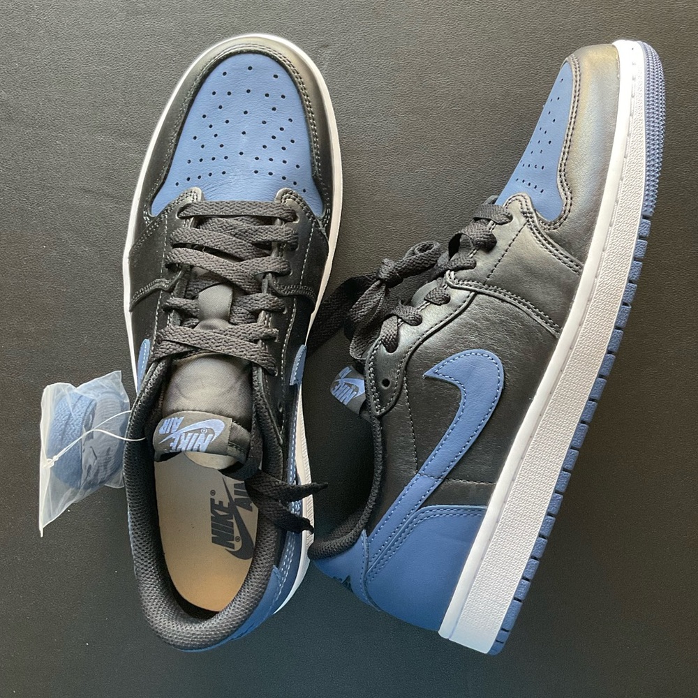 Jordan 1 Retro Low OG, “Mystic Navy”, Mens Size 10. NWT. Never Worn.